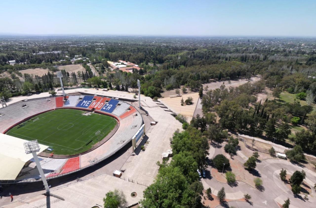 Amplio Y Comodo En La Mejor Ubicacion De La Ciudad De Mendoza
